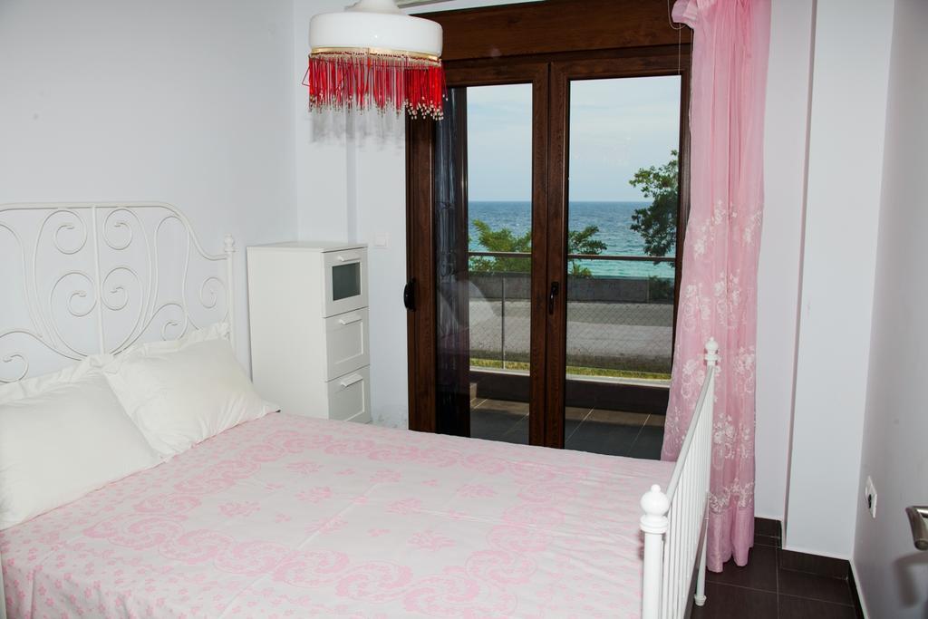Sea View Appartment In Geoponika Nea Kallikrateia Exterior foto